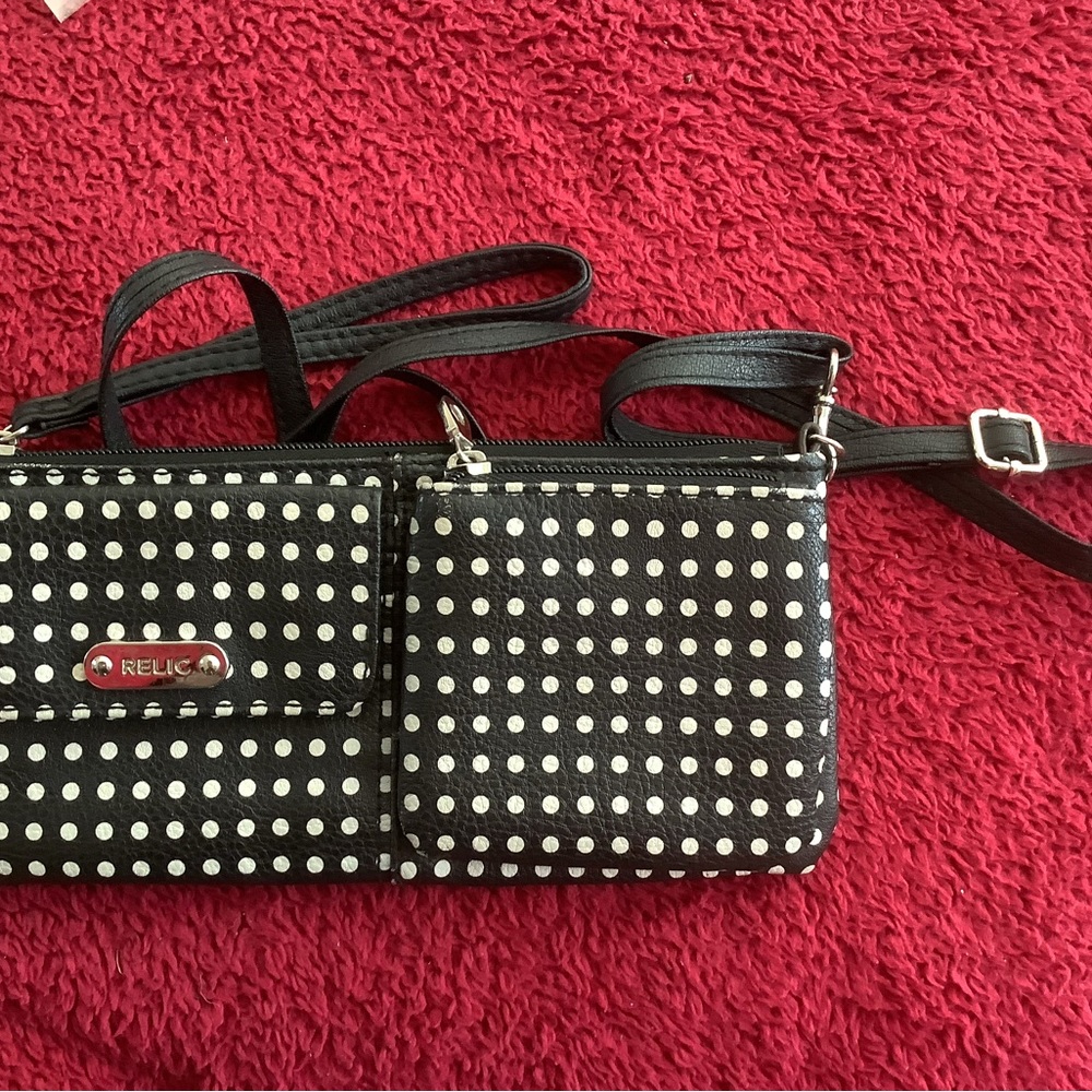Relic Crossbody Purse - Picture 3 of 4